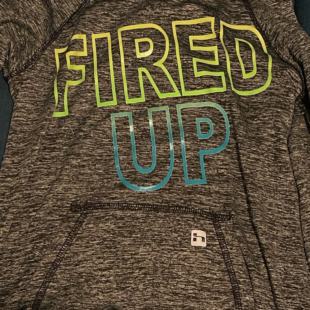 Boys under armor sweatshirt like new